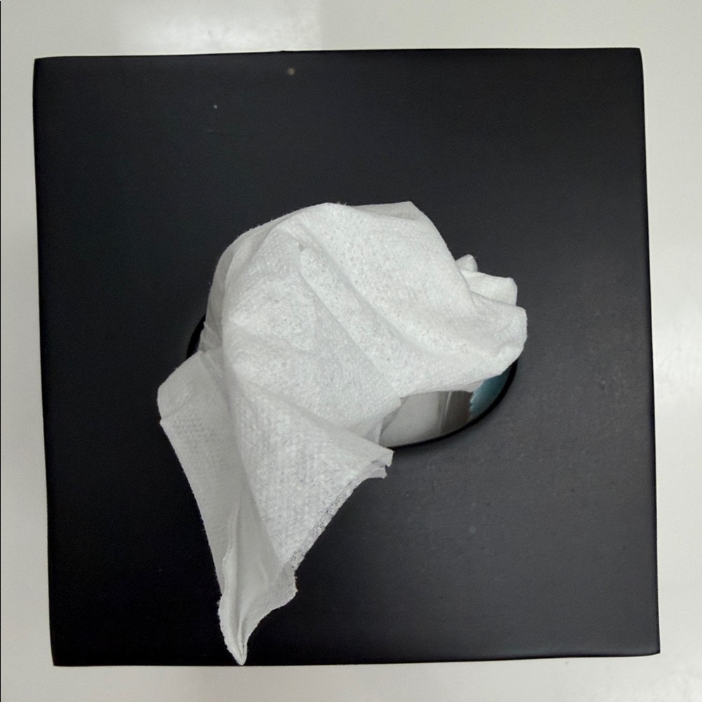 Elegant Brown Tissue Box Holder - Picture 2 of 6